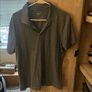 Old navy men’s polo shirt